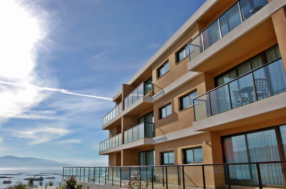 Apartamentos Turisticos Playa De Osmo Corme Екстериор снимка