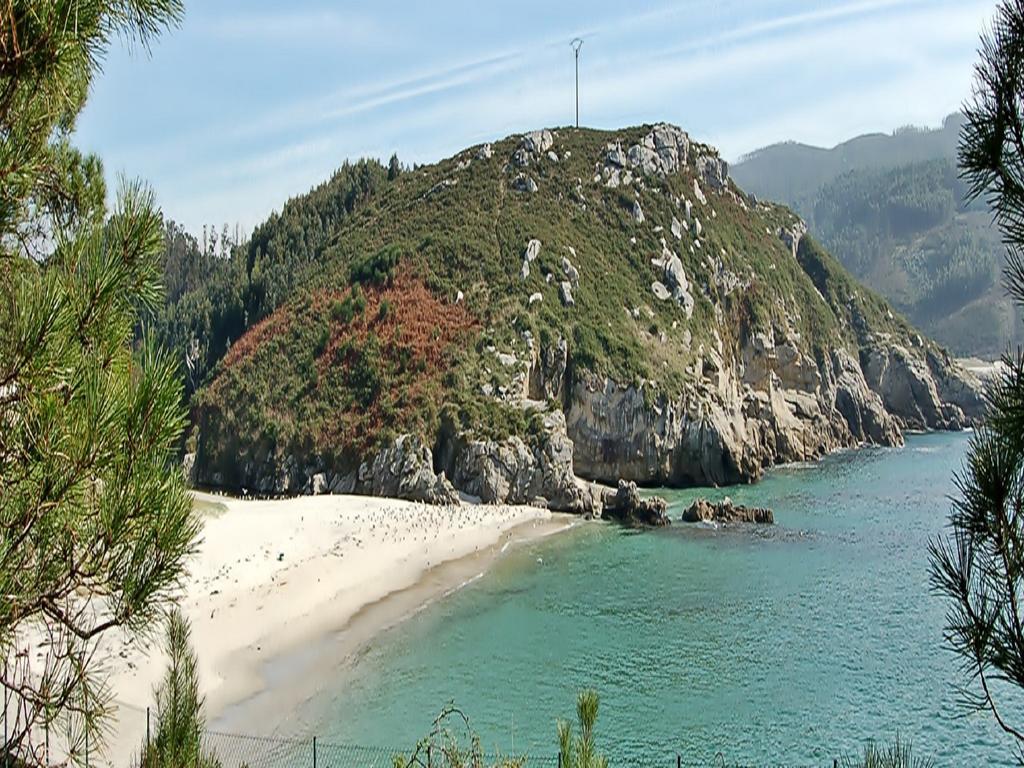 Apartamentos Turisticos Playa De Osmo Corme Екстериор снимка