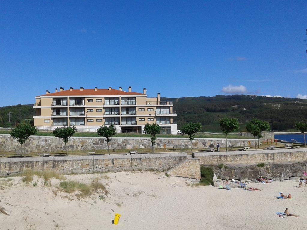 Apartamentos Turisticos Playa De Osmo Corme Екстериор снимка