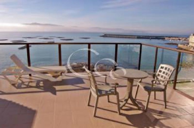 Apartamentos Turisticos Playa De Osmo Corme Екстериор снимка