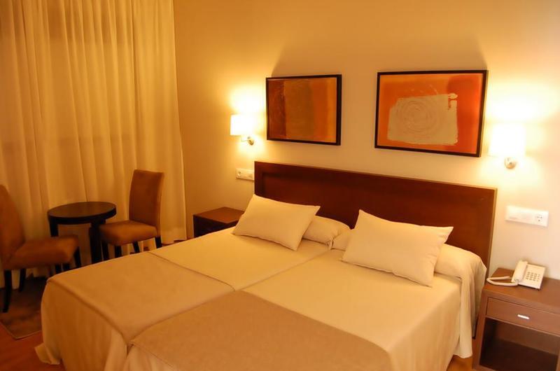Apartamentos Turisticos Playa De Osmo Corme Екстериор снимка