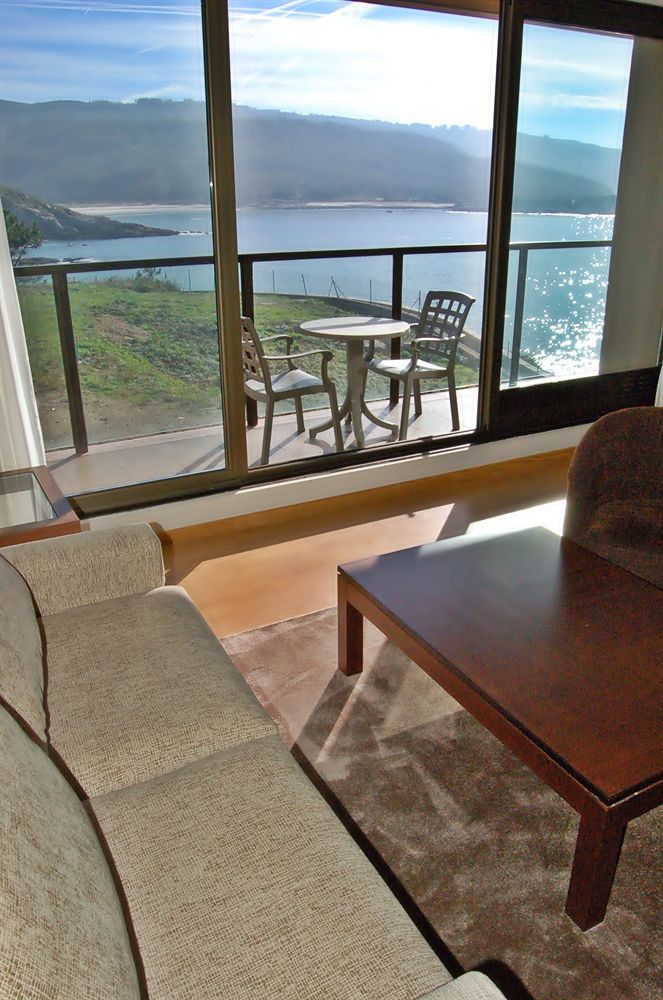 Apartamentos Turisticos Playa De Osmo Corme Екстериор снимка