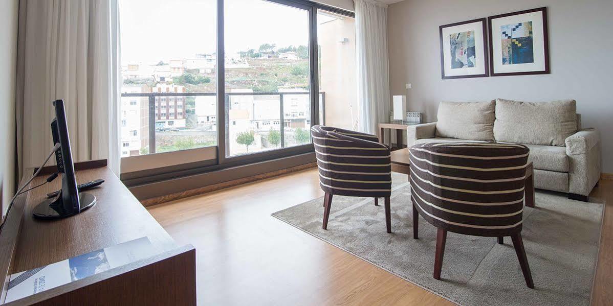 Apartamentos Turisticos Playa De Osmo Corme Екстериор снимка
