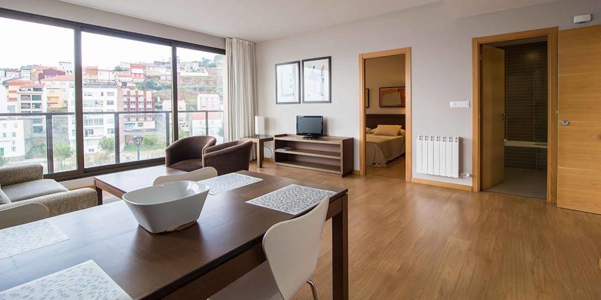 Apartamentos Turisticos Playa De Osmo Corme Екстериор снимка