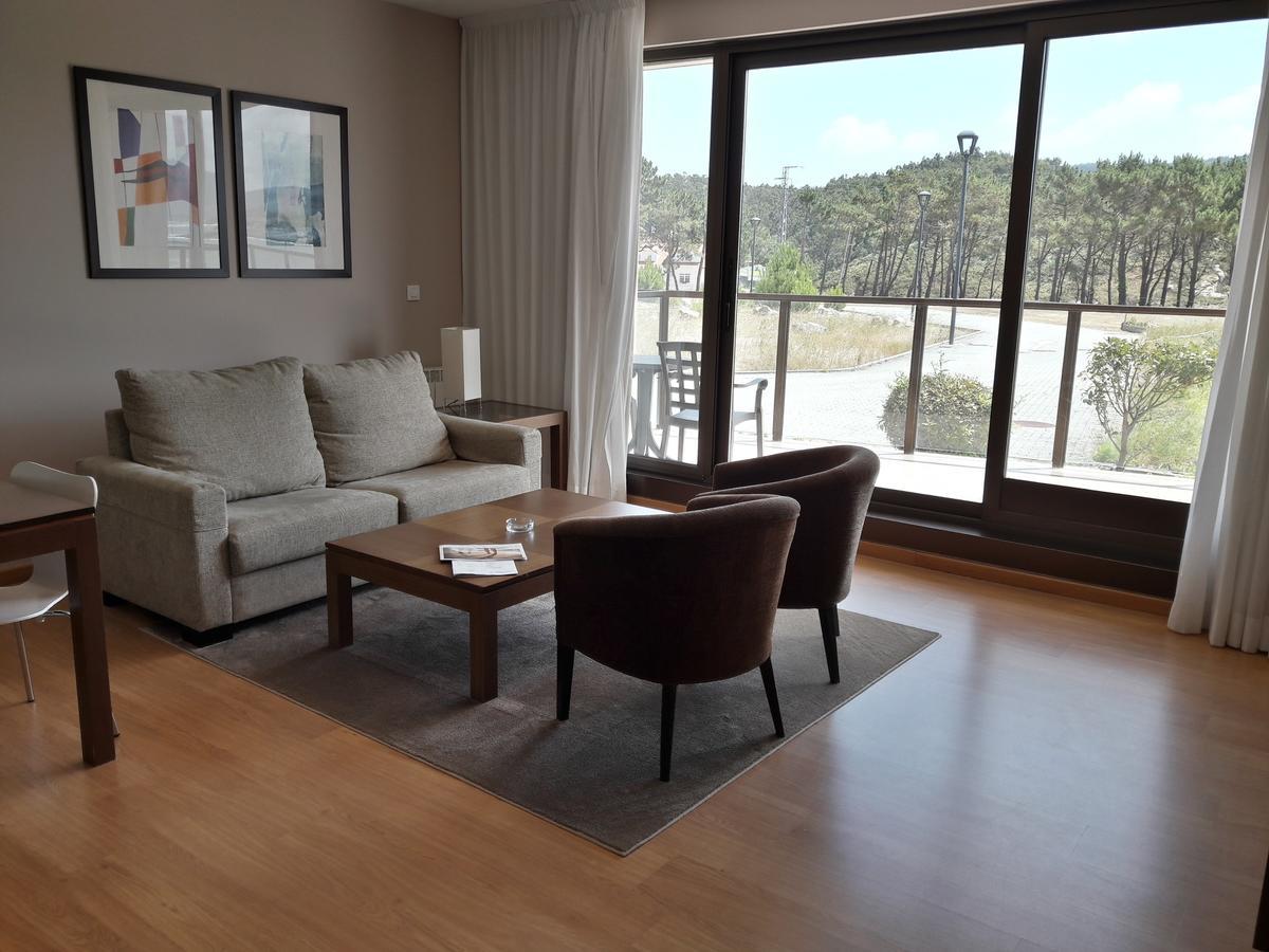 Apartamentos Turisticos Playa De Osmo Corme Екстериор снимка